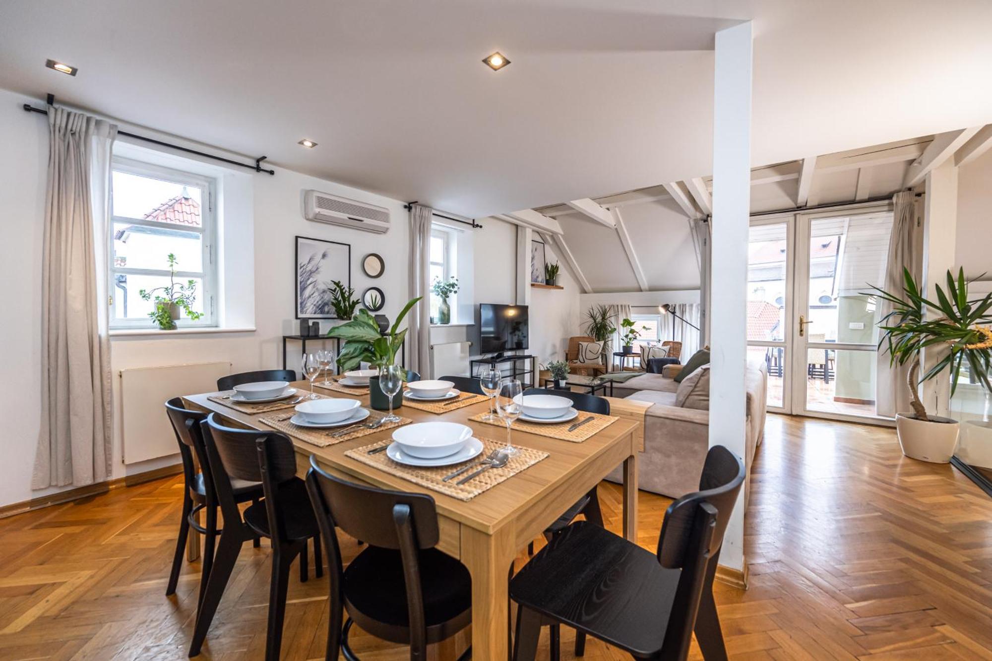 Apartament Charles In Old Town *